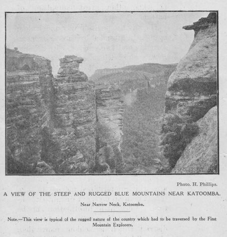 A view of the steep and rugged Blue Mountains near Katoomba